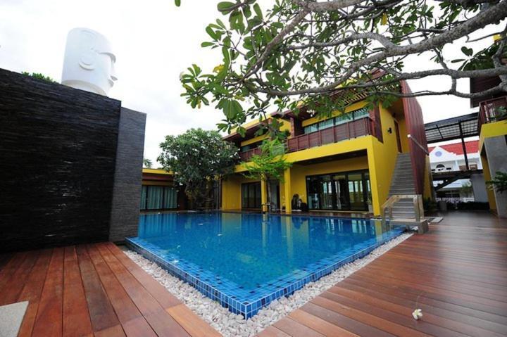 Capstone Resort Haad Chao Samran Buitenkant foto