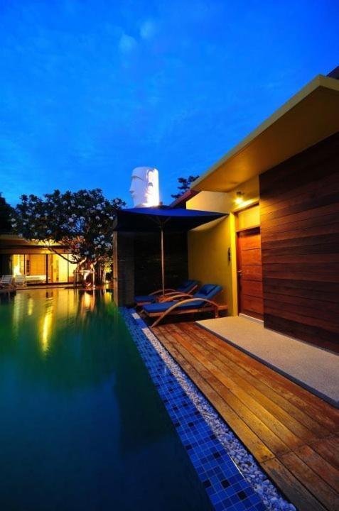 Capstone Resort Haad Chao Samran Buitenkant foto