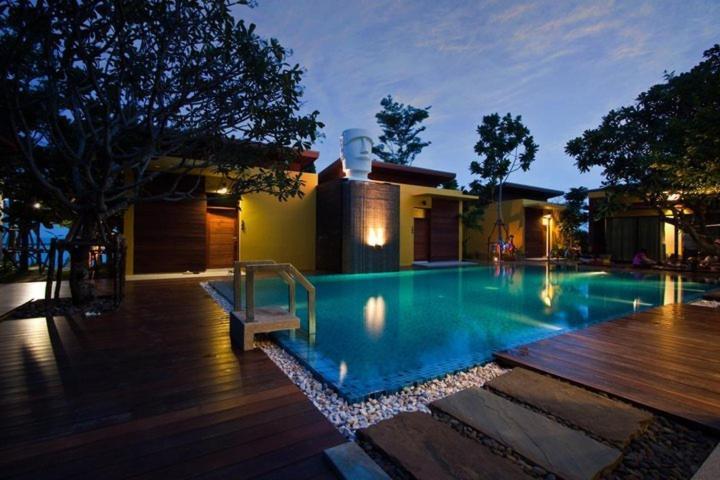 Capstone Resort Haad Chao Samran Buitenkant foto